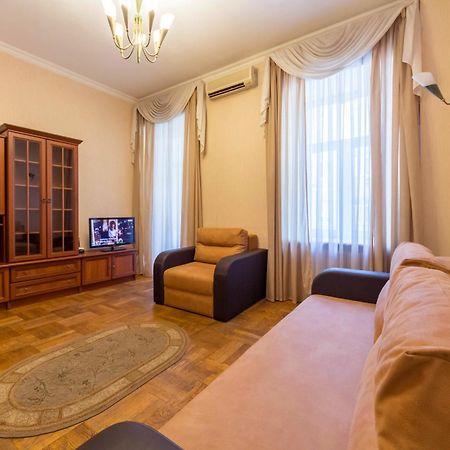 Apartments In The Center On Shota Rustaveli Kyiv Exterior foto